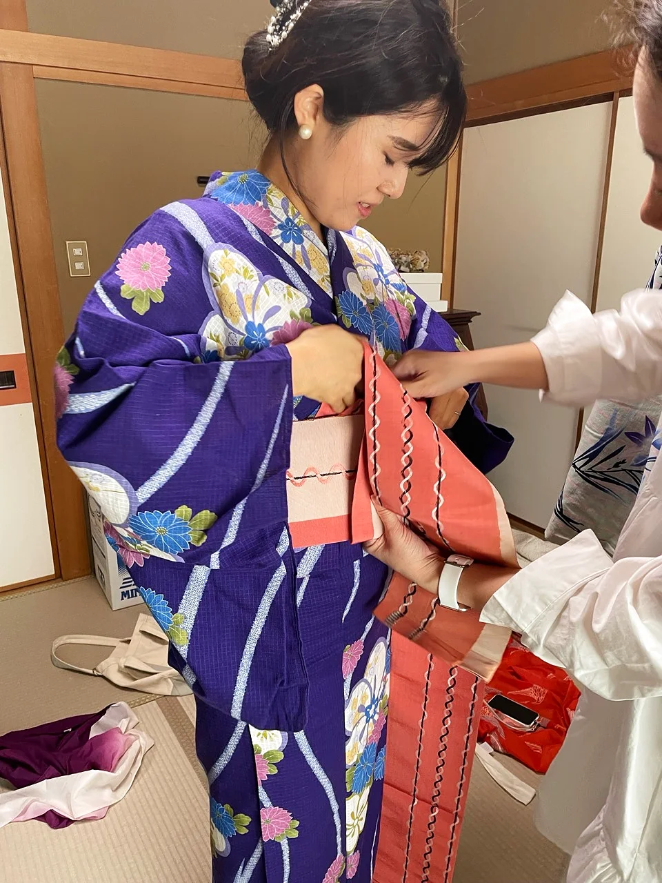 親子で浴衣を学ぶレッスンのイメージ